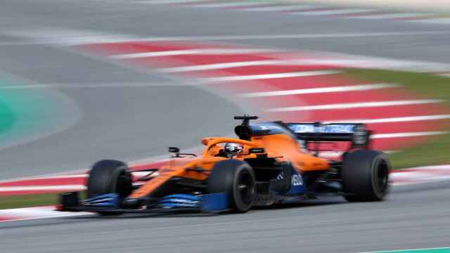 El McLaren de Carlos Sainz Jr, en los test de Barcelona en la pretemporada de 2020