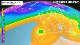 Imagen donde se aprecia la ubicación de la DANA (en verde) sobre la Península el martes. Meteored.