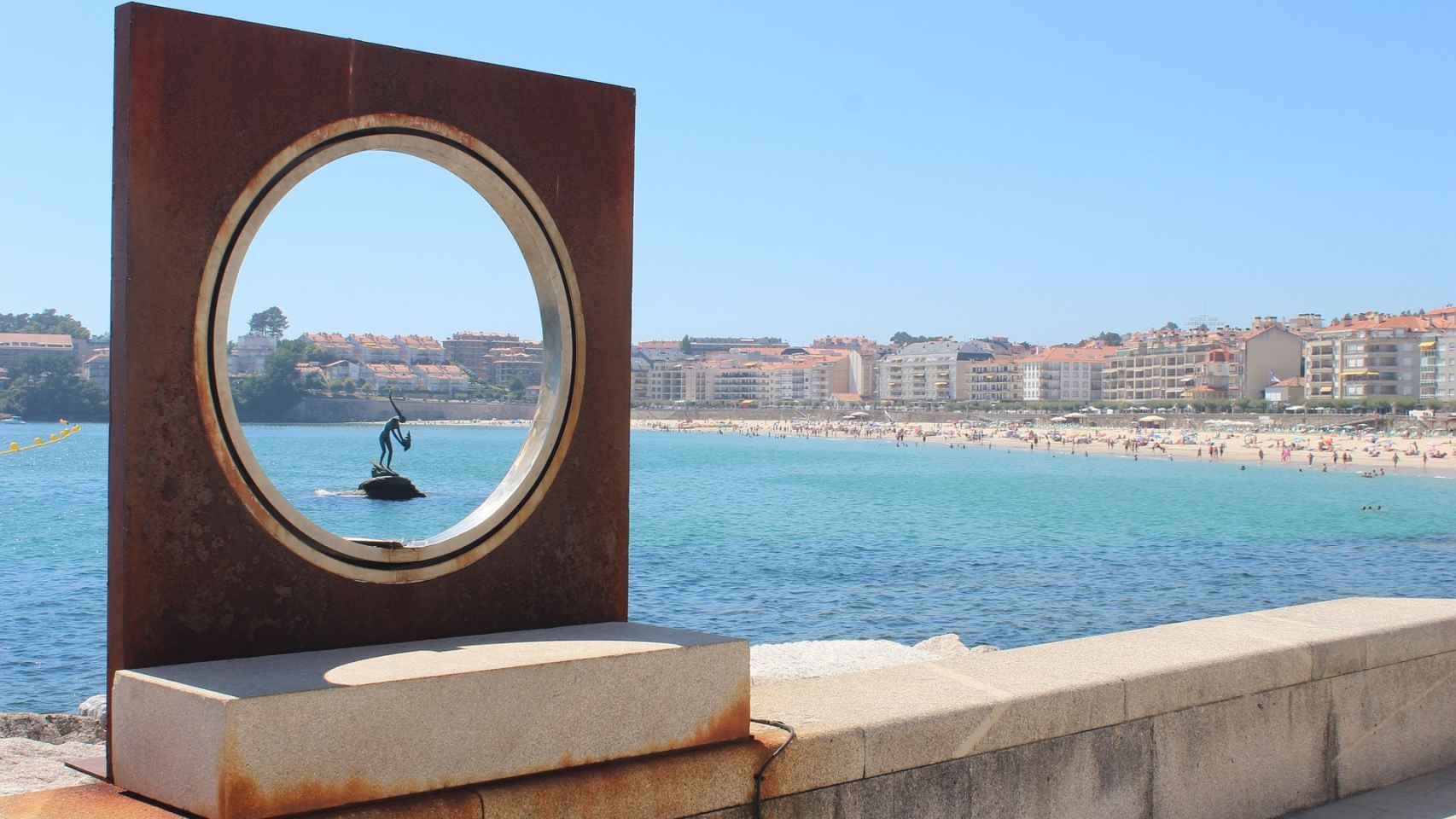 Carmen Calvo: Hoy suben las temperaturas en todo el país, gran bochorno en #Sanxenxo