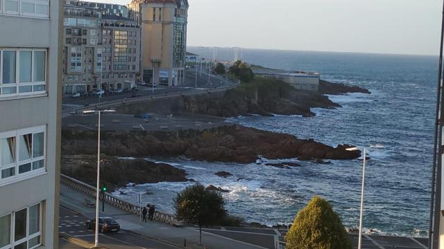 Imagen de esta tarde del paseo marítimo