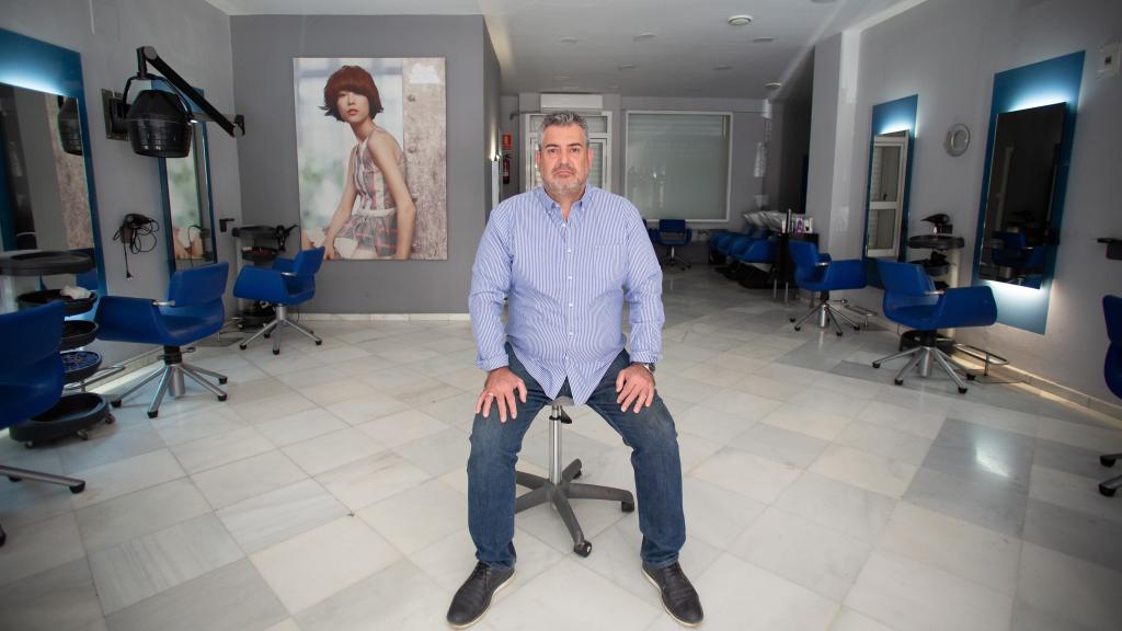 Alejandro Lebrón, presidente de la Asociación de Peluquería y Estética de Sevilla.