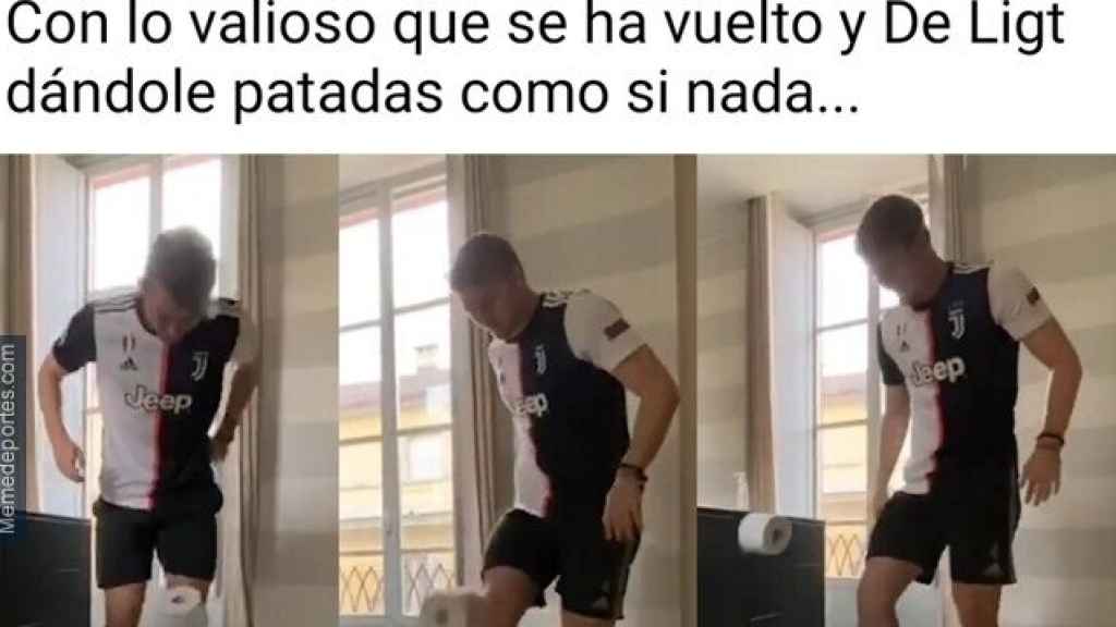 Meme de De Ligt con el papel de baño.