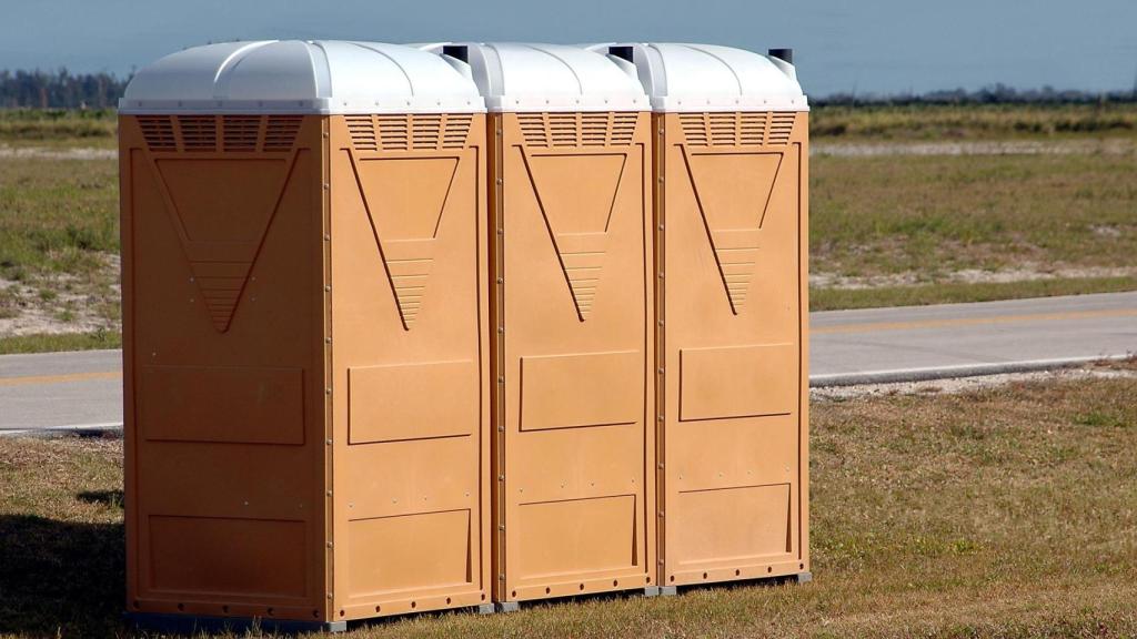 Coronavirus: Baños portátiles en A Coruña para el personal que trabaja en la calle