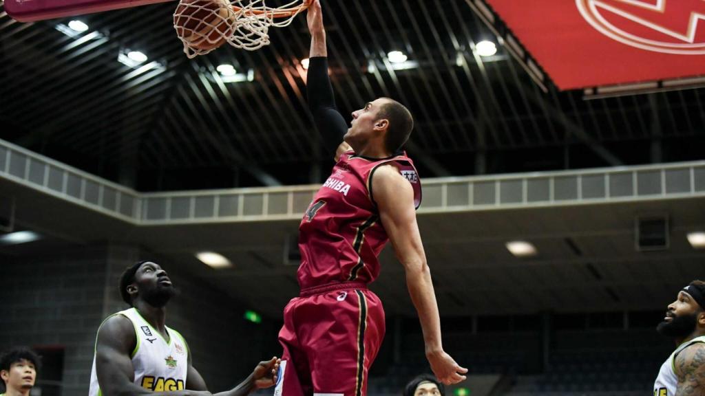 Pablo Aguilar, en su primer partido en Japón con los Kawasaki Brave Thunders