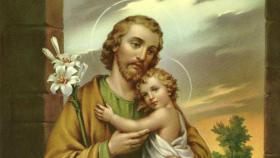 San José, junto con el niño Jesús.