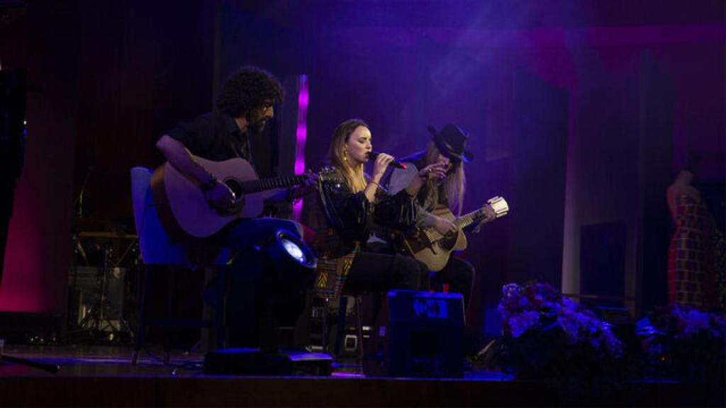 La cantante Chenoa en el concierto benéfico 'Building our future'.