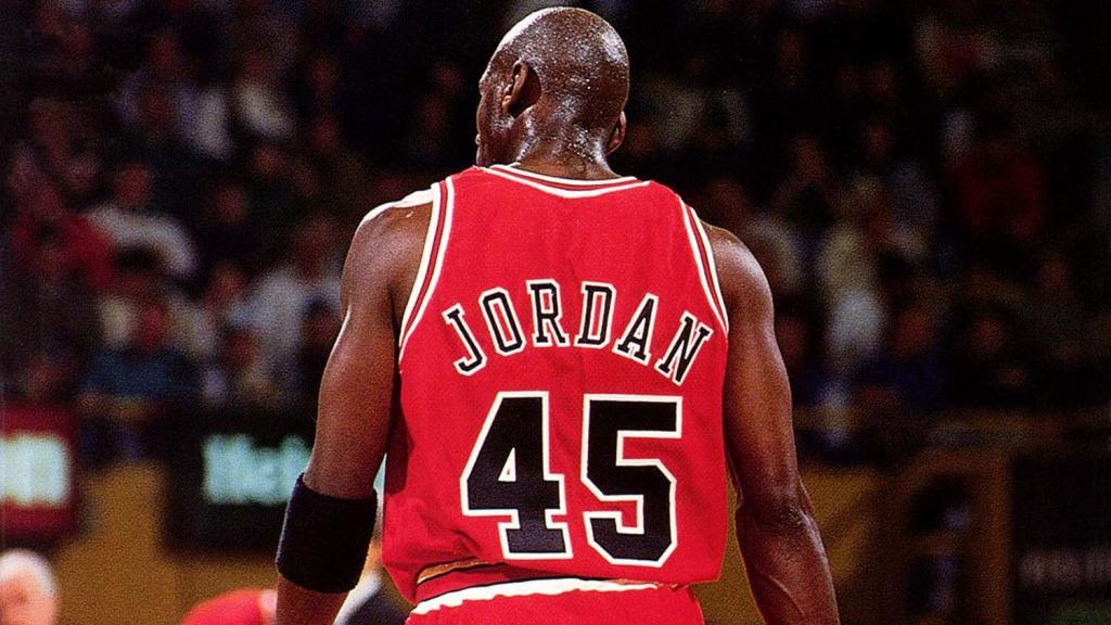 NBA: 19 de marzo de 1995: el día que Michael Jordan debutó con el '45' a su  espalda