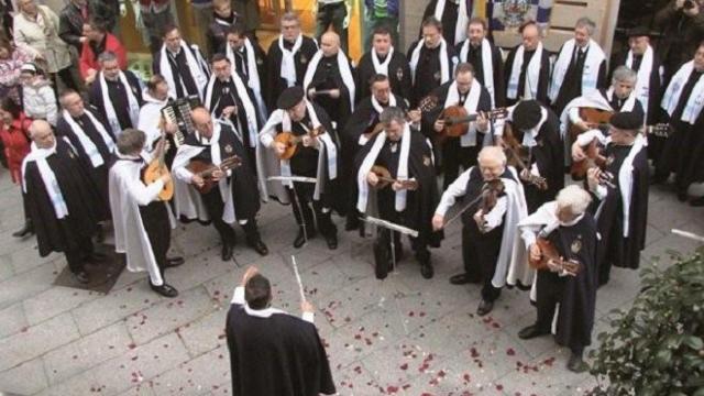 El coronavirus traslada las Pepitas de Ferrol a los balcones