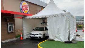 El servicio se ubicó en el Burger King de la avenida das Xubias.