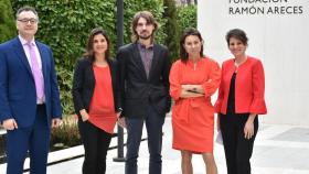 Los investigadores George Malliaras, Rabia Tugce, Ana Maiques y Marc Güell