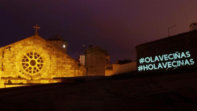 Coronavirus: Proyectan vídeos en edificios para sobrellevar la cuarentena en A Coruña