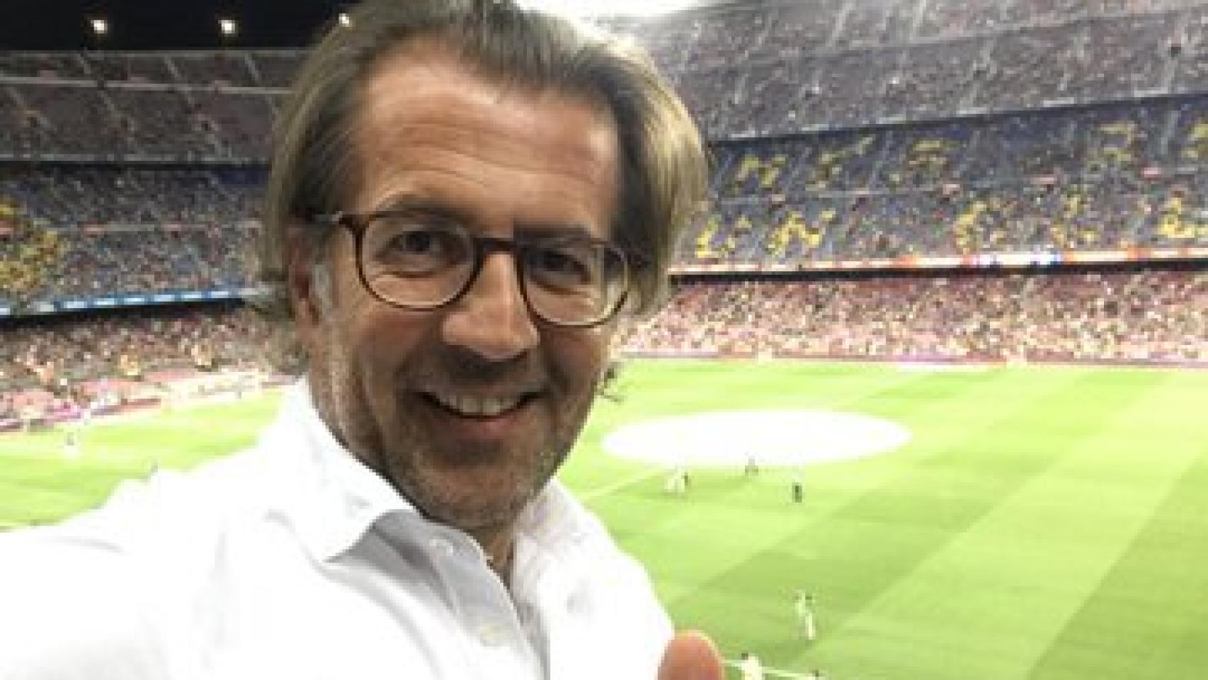 Toni Freixa, en el Camp Nou