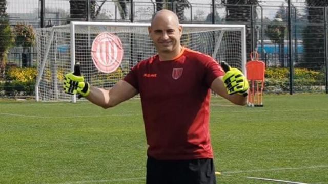 Paco Ruiz, durante un entrenamiento con su equipo