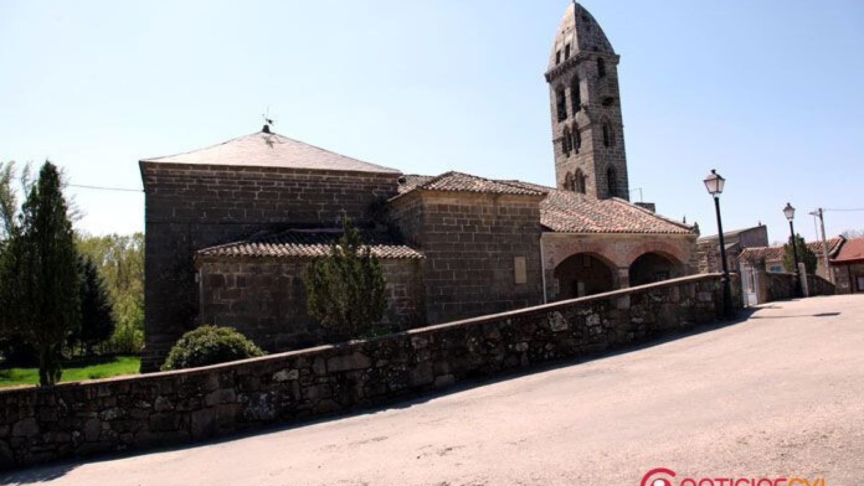 zamora iglesia mombuey