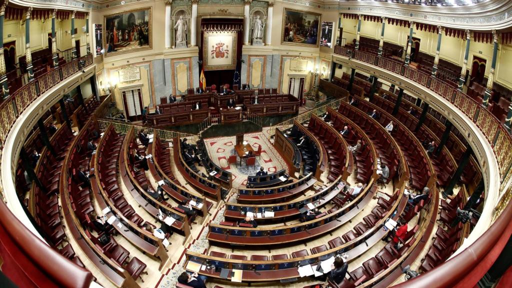 El pleno del Congreso, casi vacío para votar la renovación del estado de alarma.