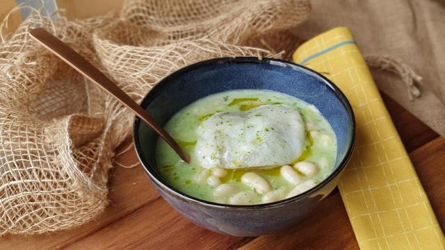 Bacalao en salsa verde con alubias, una receta para semana santa