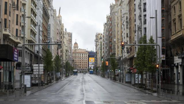 Imagen de la Gran Vía sin tráfico.