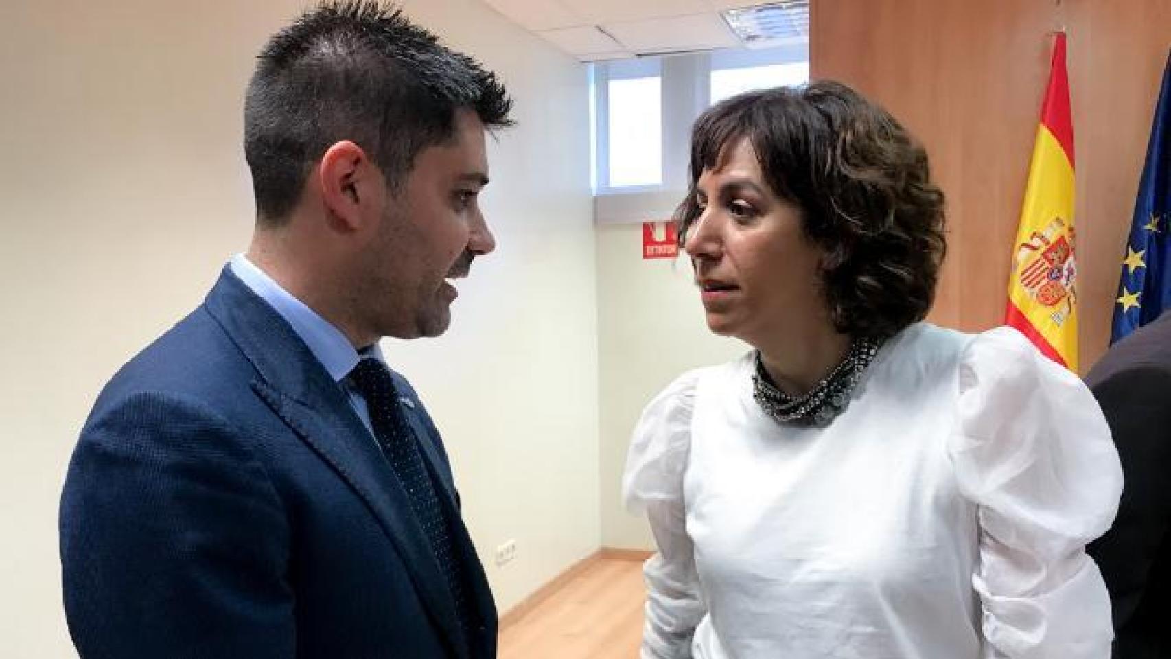 David Aganzo e Irene Lozano, después de una reunión