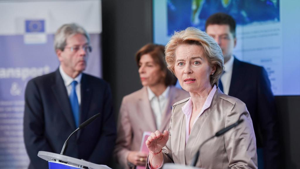 Paolo Gentiloni y Ursula von der Leyen, en una rueda de prensa sobre el coronavirus