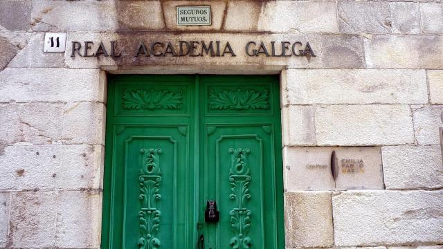 Imagen del edificio de la Real Academia Galega (RAG).