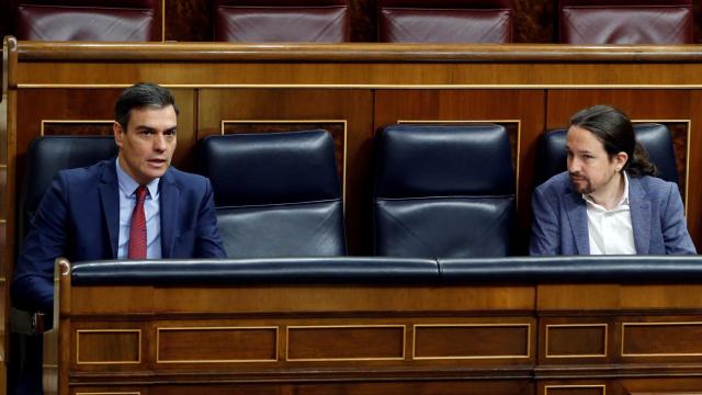 Pedro Sánchez y Pablo Iglesias durante el Pleno para prorrogar el estado de alarma.