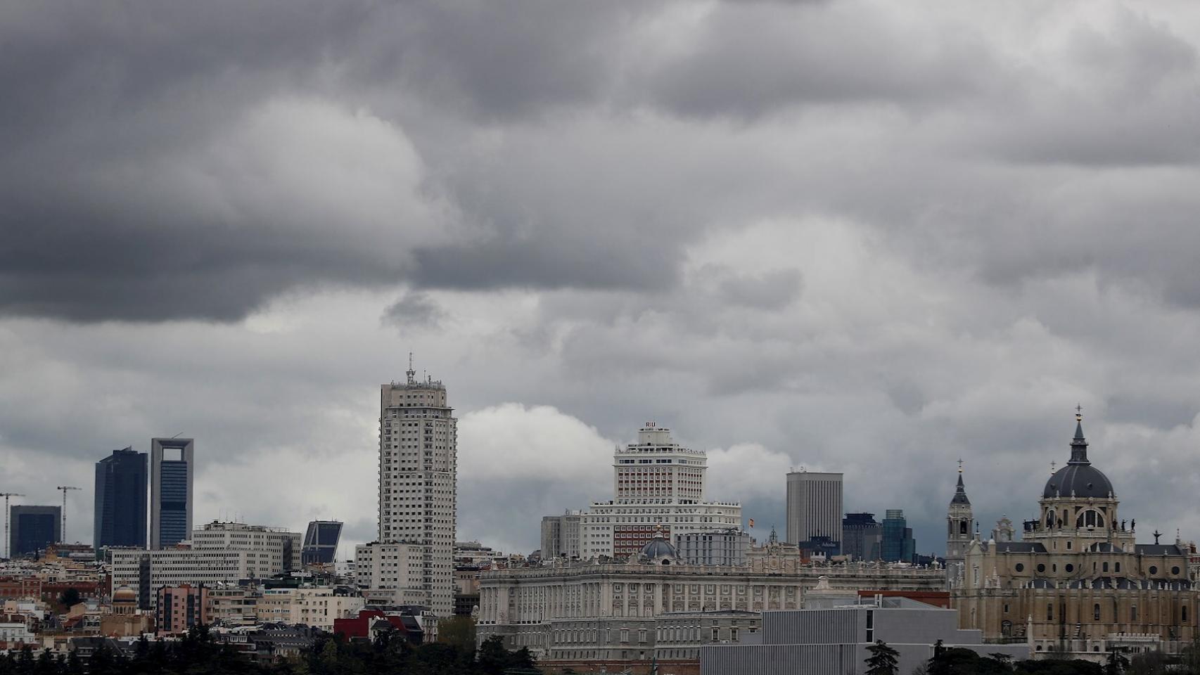 Lluvia en Madrid. EFE/Mariscal