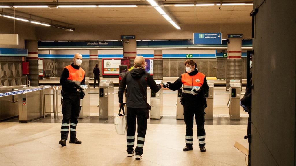 Este lunes fue el primer día de reparto de mascarillas.