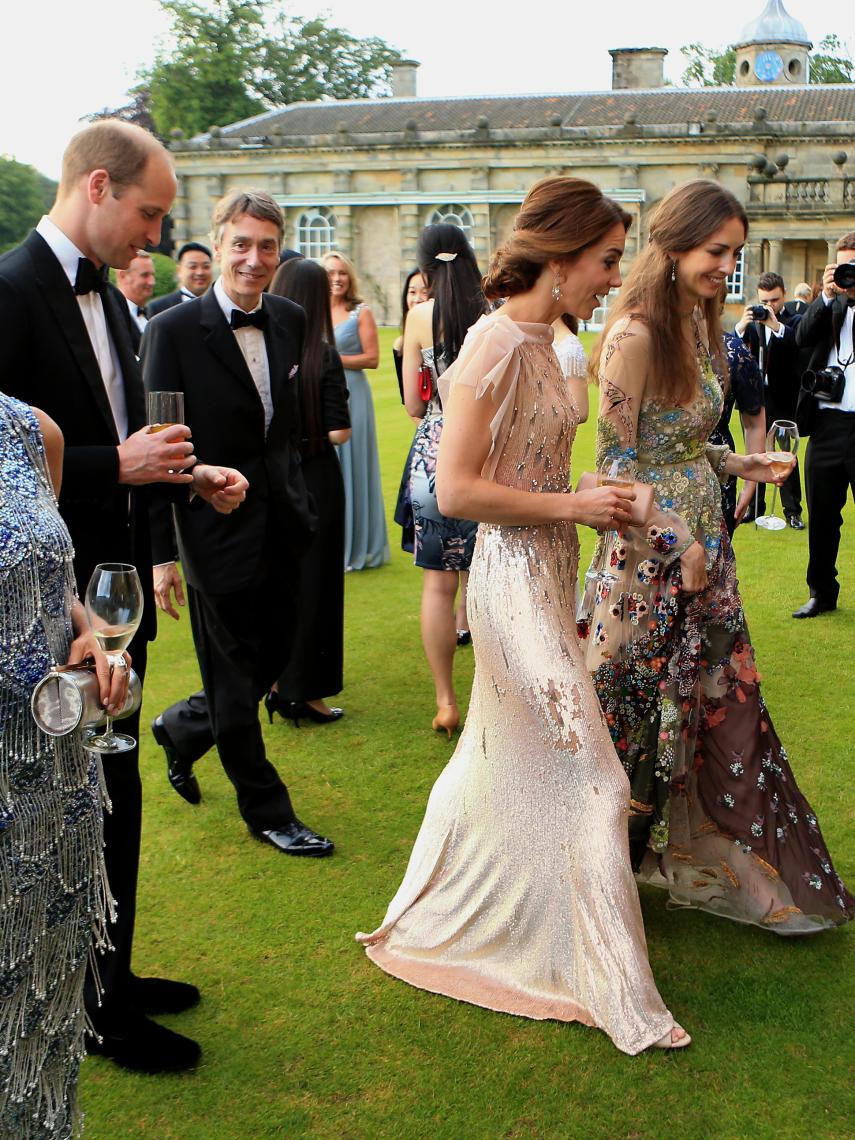 Kate Middleton junto a su entonces mejor amiga, Rose Hanbury, y su marido presente.