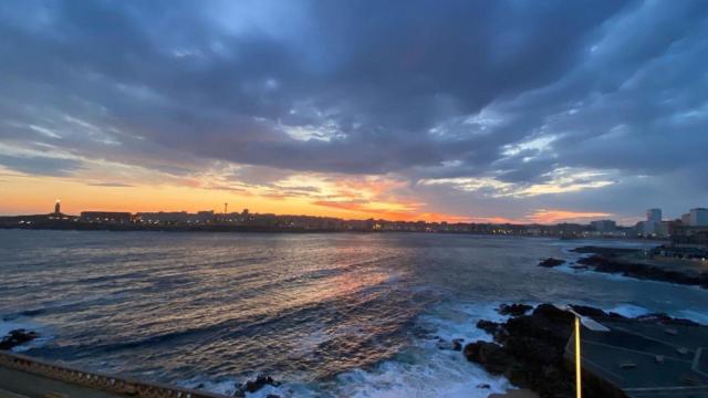 Amanecer de esta mañana en A Coruña