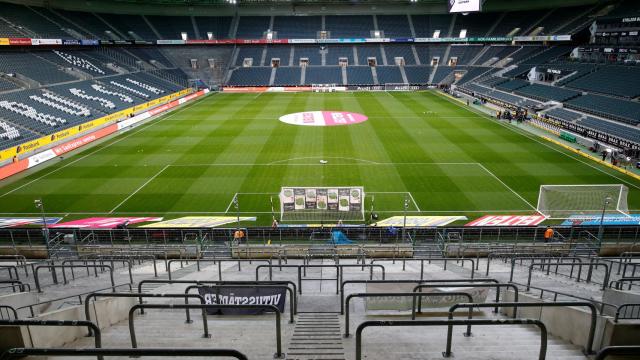 Un estadio de fútbol vacío, ¿será así el futuro próximo?