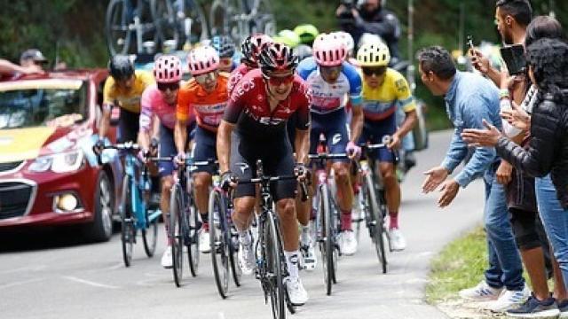 Richard Carapaz, durante una competición en la temporada de 2020