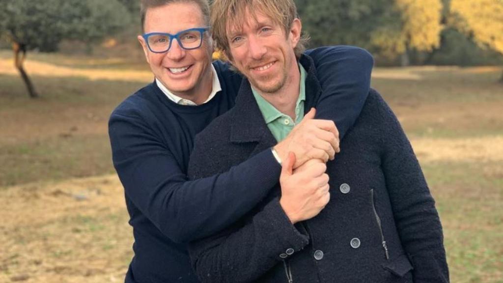 Jorge y Ken se conocieron en 2001 en un bar de Sevilla.