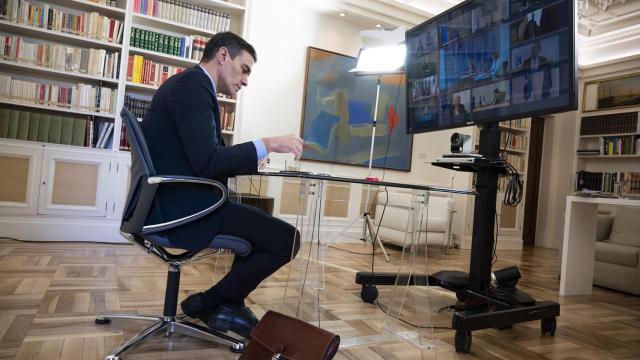 El presidente del Gobierno, Pedro Sánchez, durante la última videocumbre de la UE