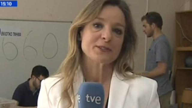 Así fue la cobertura del referéndum griego de la reportera anti Tsipras de TVE