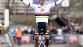 Mathieu Van der Poel durante una carrera