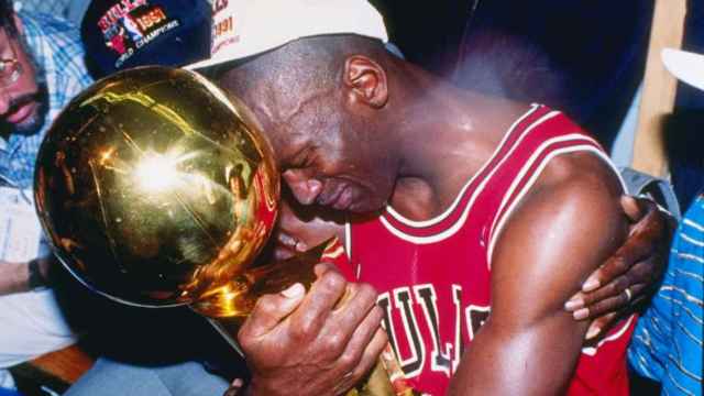 Michael Jordan, tras ganar su primer título de la NBA
