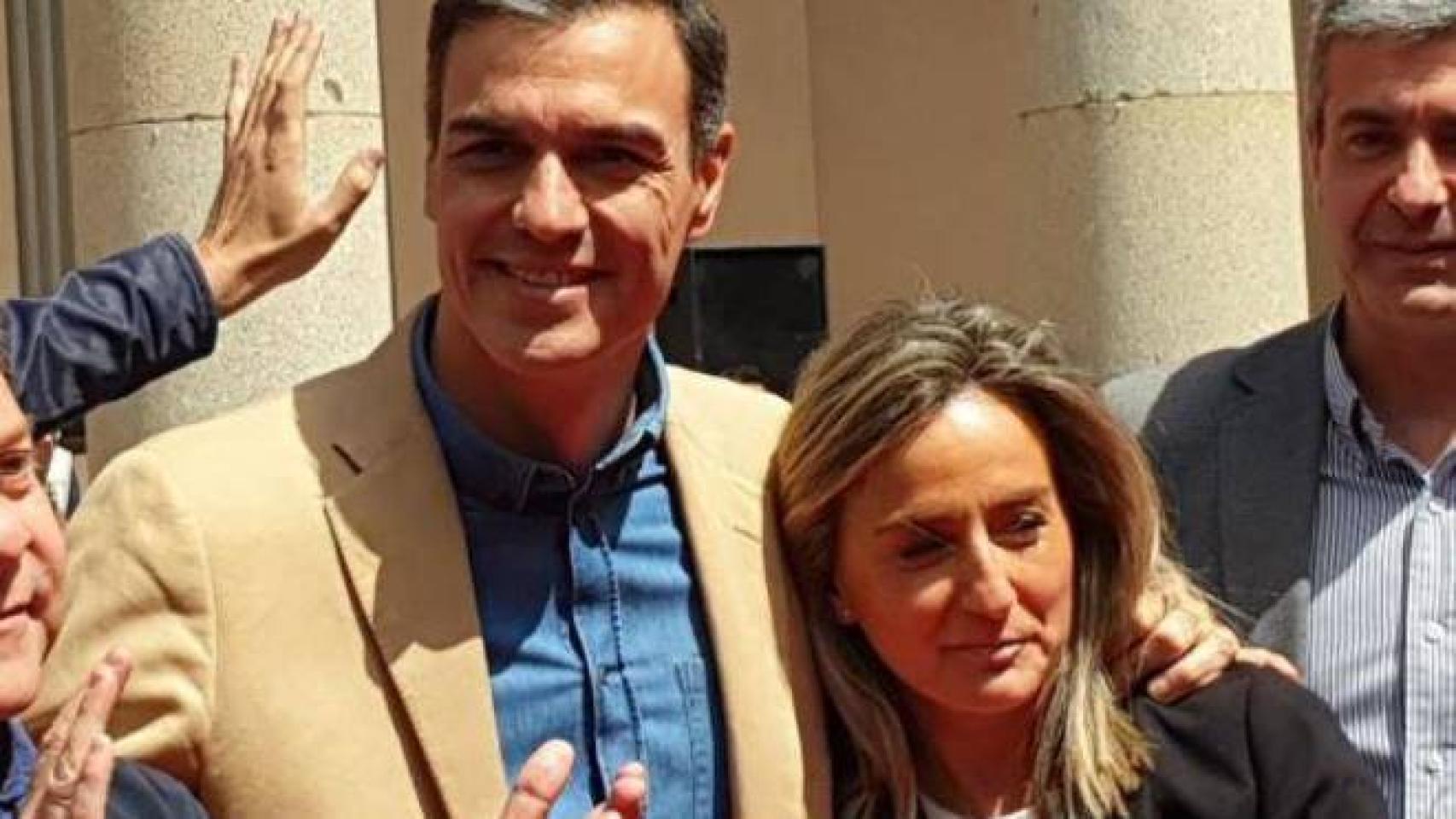 Pedro Sánchez y Milagros Tolón se verán hoy en la videoconferencia del presidente con la Femp