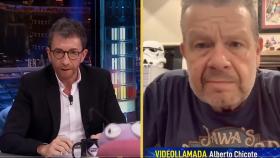 El cocinero Alberto Chicote conversa con Pablo Motos, en 'El Hormiguero'.