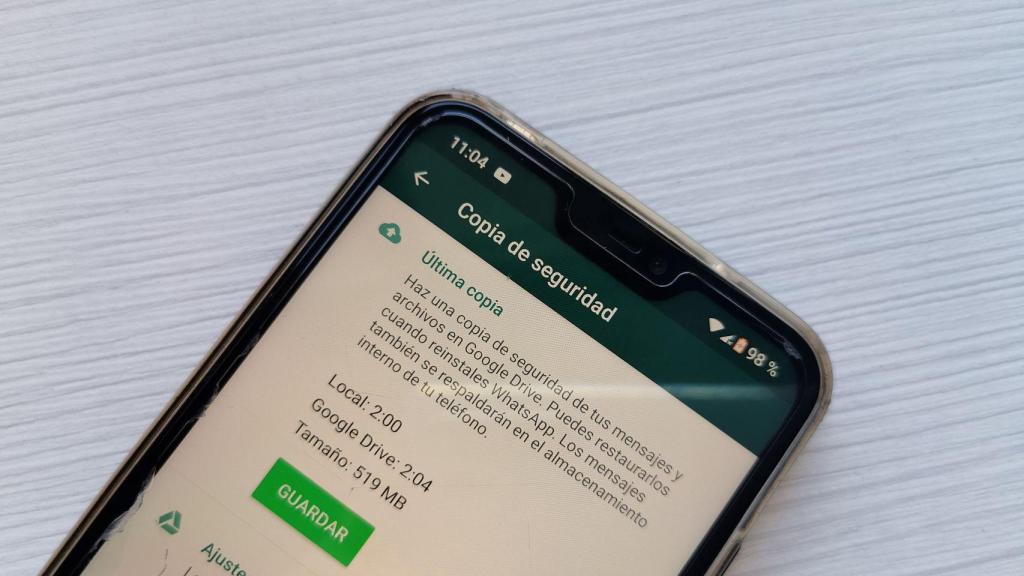 Copia de seguridad de WhatsApp en un Android.