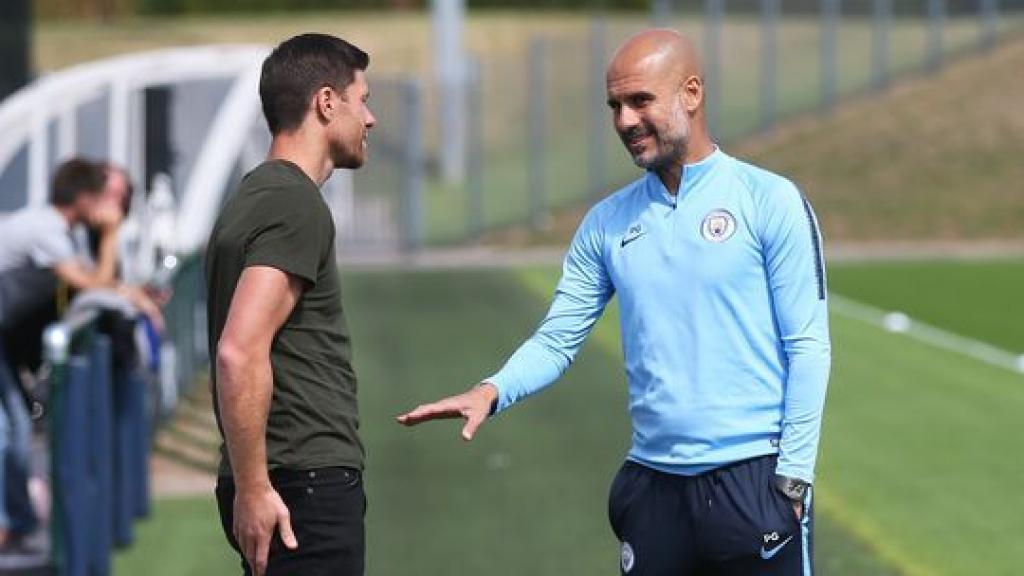 Xabi Alonso visitó a Pep Guardiola en el Manchester City