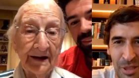 Miguel Ángel Muñoz, su abuela y Raúl González en un directo de Instagram