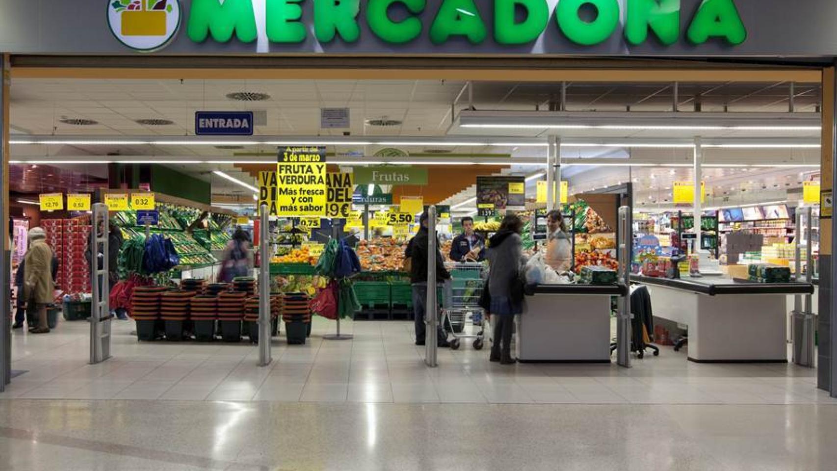 Entrada de un supermercado Mercadona.