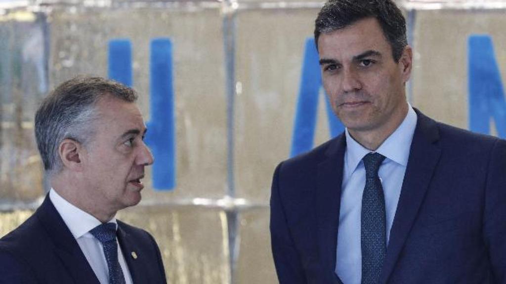 Iñigo Urkullu y Pedro Sánchez.