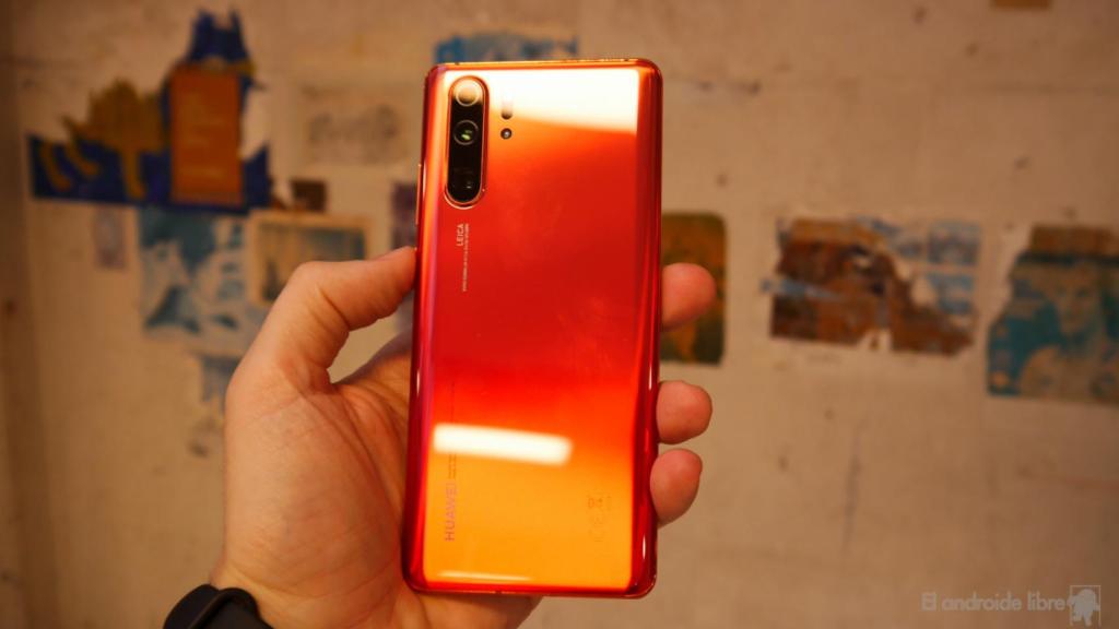 Un nuevo Huawei P30 Pro con apps de Google estaría de camino