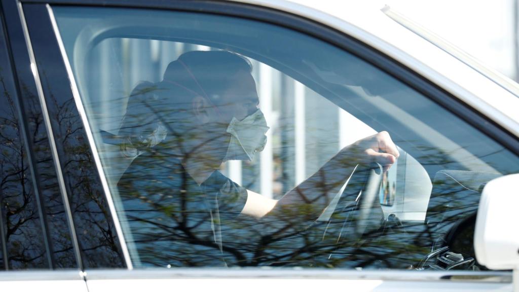 Antoine Griezmann llega a la Ciudad Deportiva Joan Gamper para someterse a la prueba del Covid-19