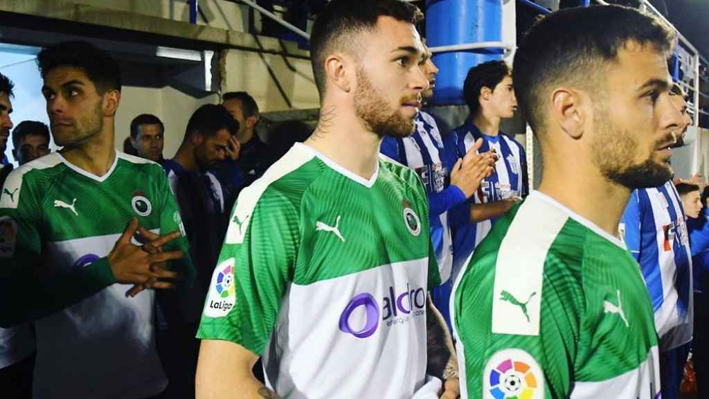 Manu Hernando, en un partido del Racing de Santander. Foto: Instagram (@realracingclub)