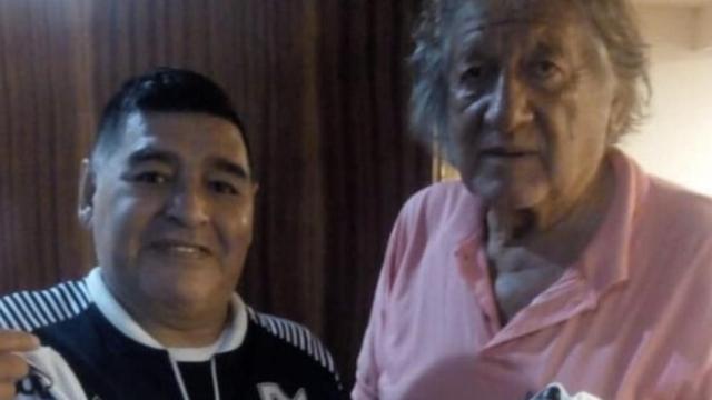 El Trinche Carlovich, junto a Maradona