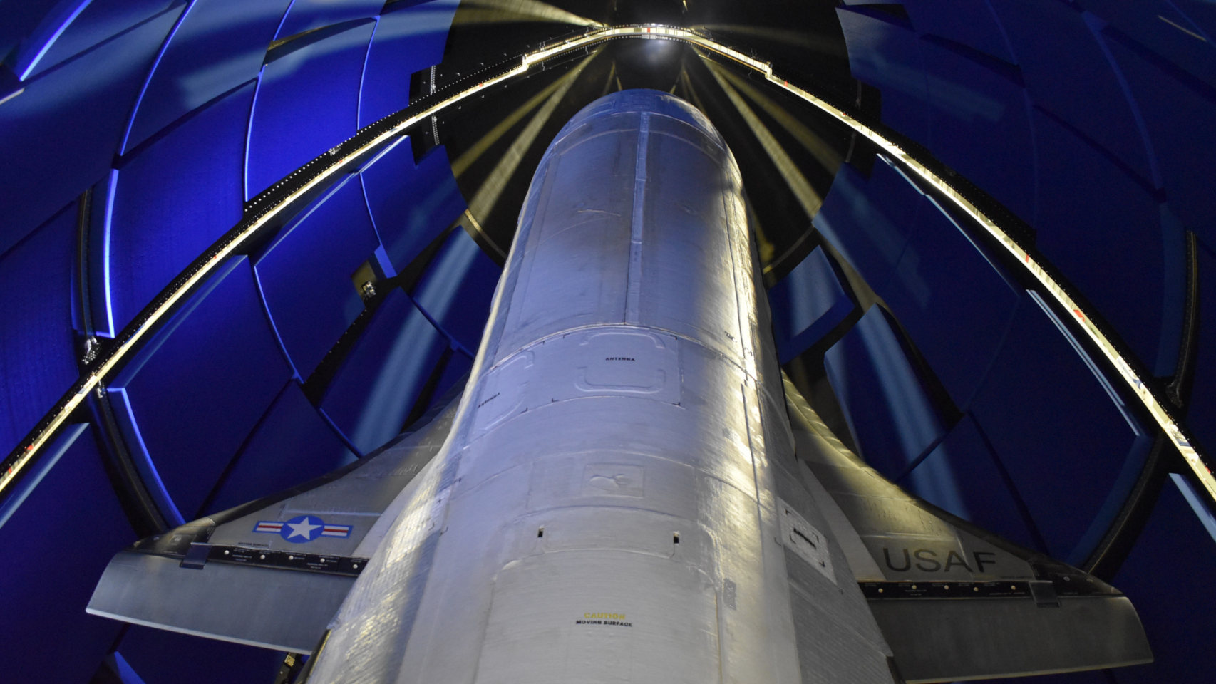 El avión espacial X-37B será puesto en órbita para nuevas misiones secretas