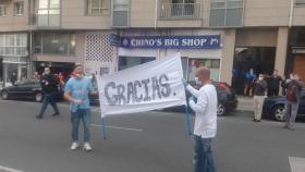 El barrio coruñés de Monelos celebra la Fase 1 con una gran fiesta en la calle con música