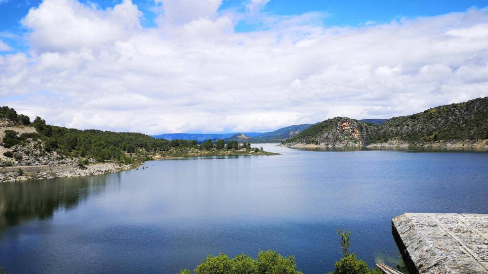 Embalse de Entrepeñas. Foto: ASOCIACIÓN DE RIBEREÑOS DE ENTREPEÑAS Y BUENDÍA